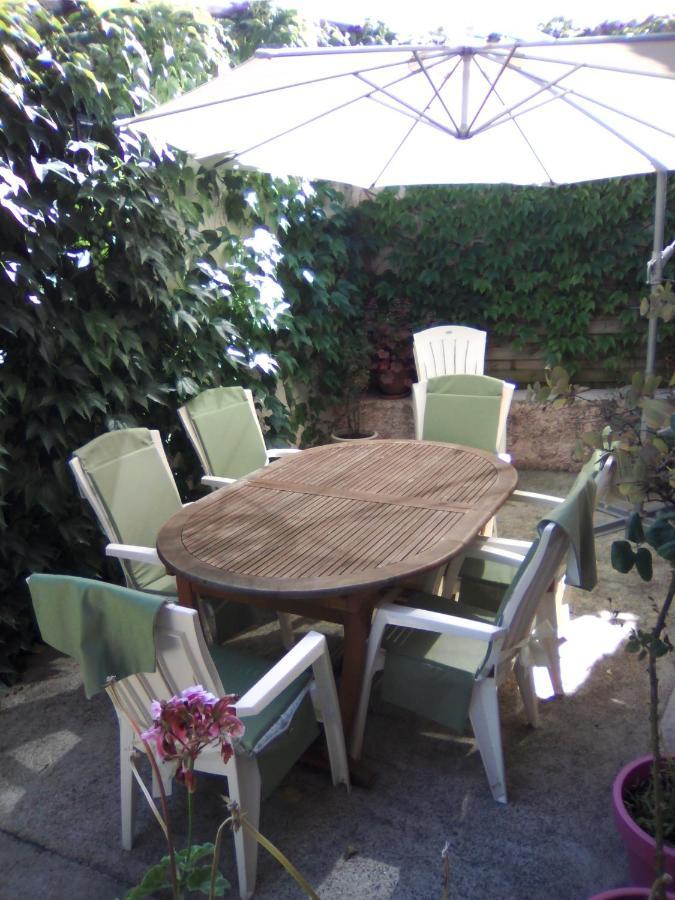 La Ganse Blanche Usson-en-Forez Exterior foto